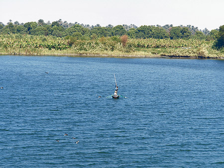 Kleines Boot - Landesinnere