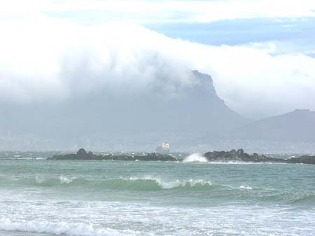 Der Tafelberg mit Wasser - Westliches Kap (Kapstadt)